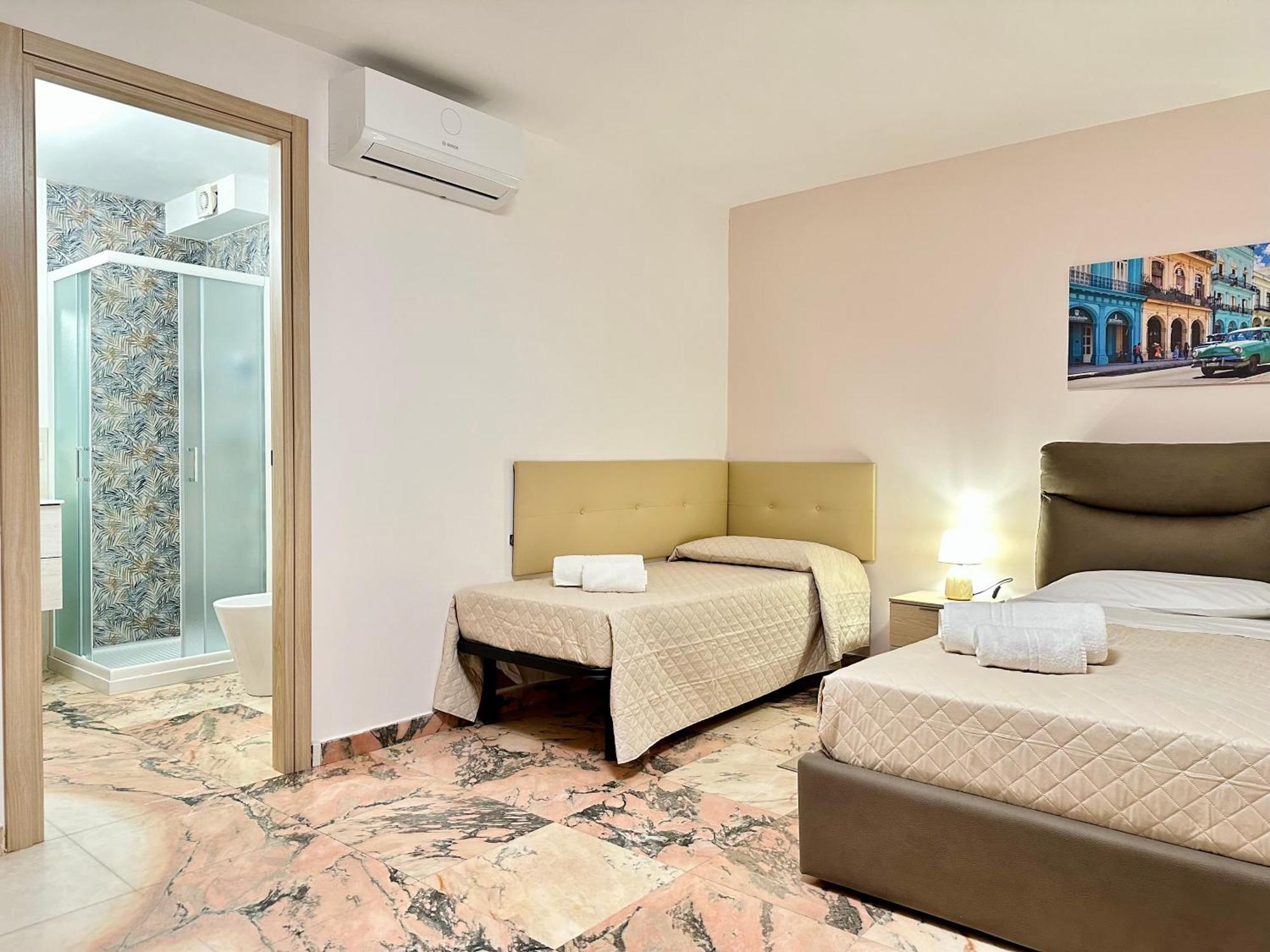 Unique Rooms In Centro Citta Bagno Privato E Climatizzatore 라구사 외부 사진